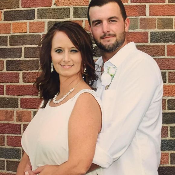 Meet your Posher, Jessica - Picture 1 of 1